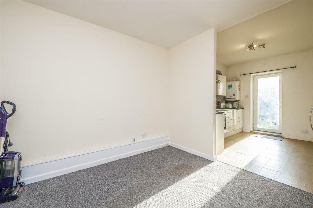 Additional image 8 of Holmes Street, Barry