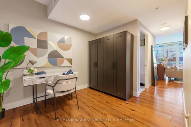 Additional image 13 of 39 Sherbourne St Unit 906