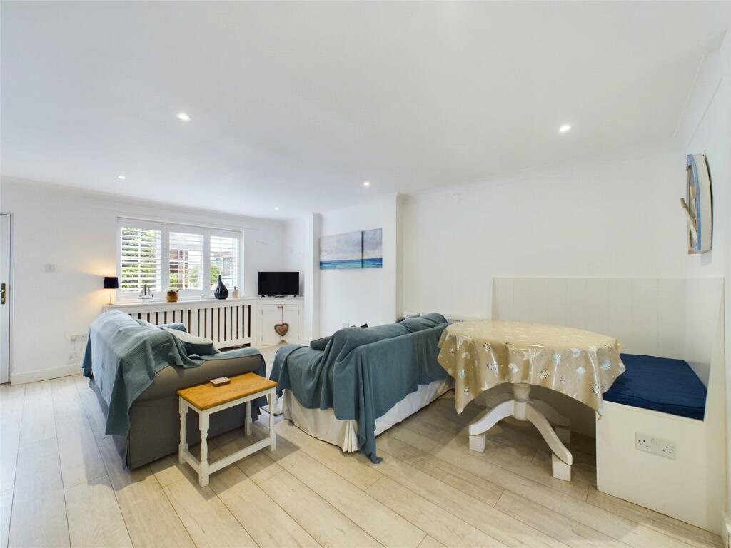 Additional image 3 of Scotts Hill Lane, Christchurch, Dorset, BH23