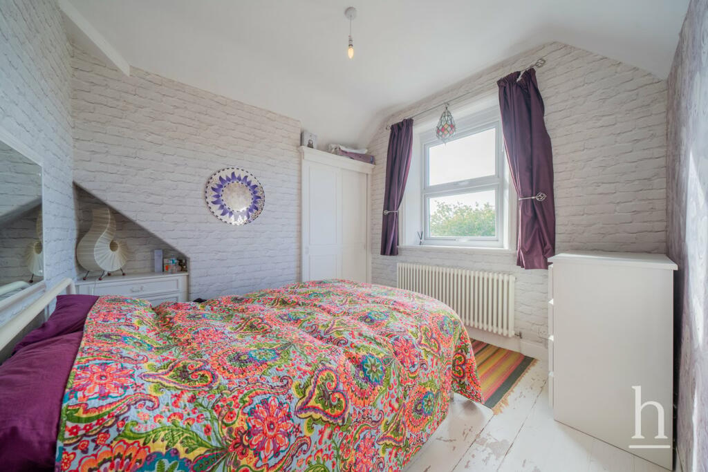 Additional image 10 of South View, Bromborough Pool, CH62