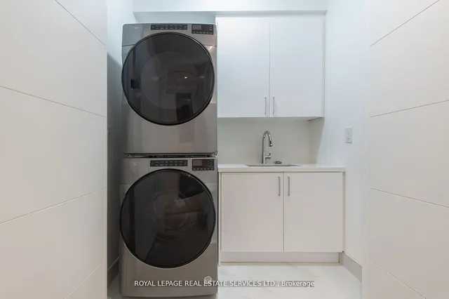 Additional image 24 of 241B Evelyn Ave