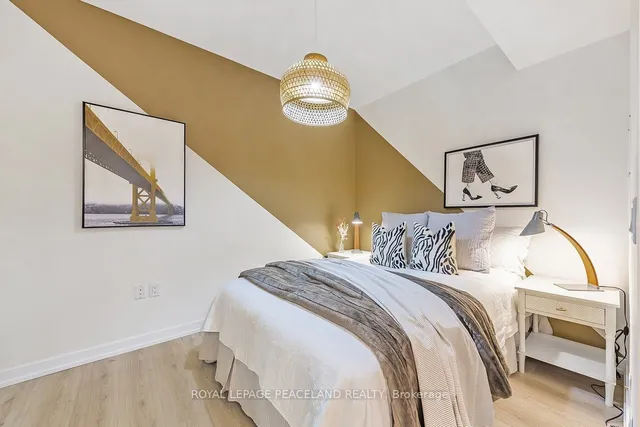 Additional image 16 of 266 Finch Ave Unit 15