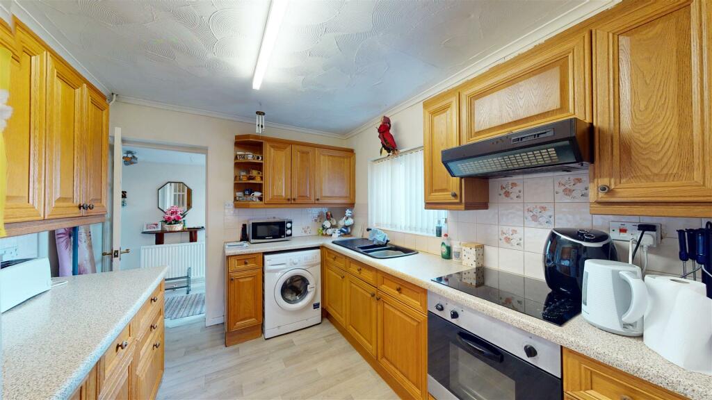 Additional image 3 of Manor Park, Llantwit Major