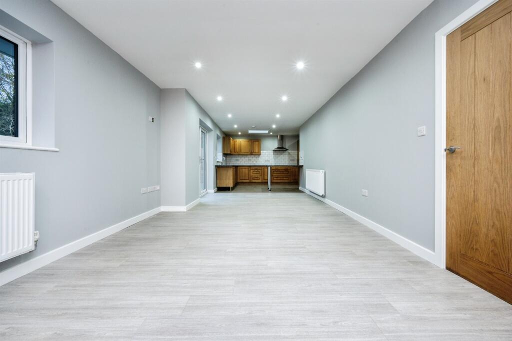 Additional image 7 of Canners Close, Toft, Cambridge