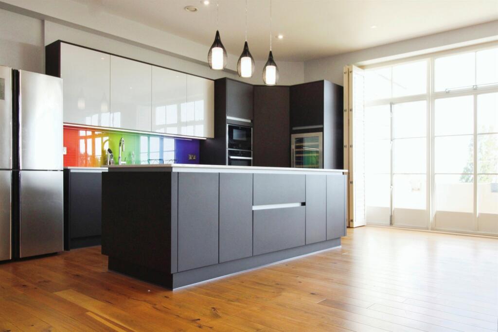 Additional image 17 of Hayes Road, Sully, Penarth