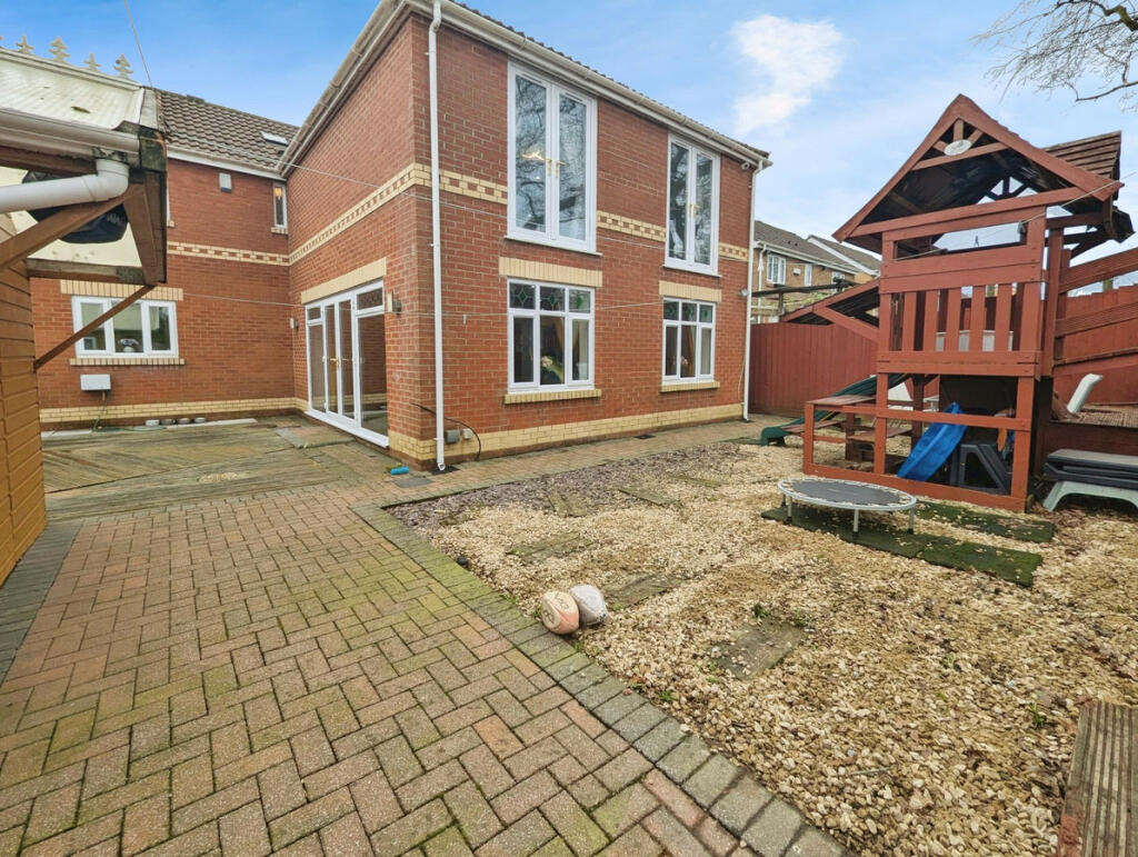 Additional image 4 of Clos Cae Pwll, Treharris, CF46