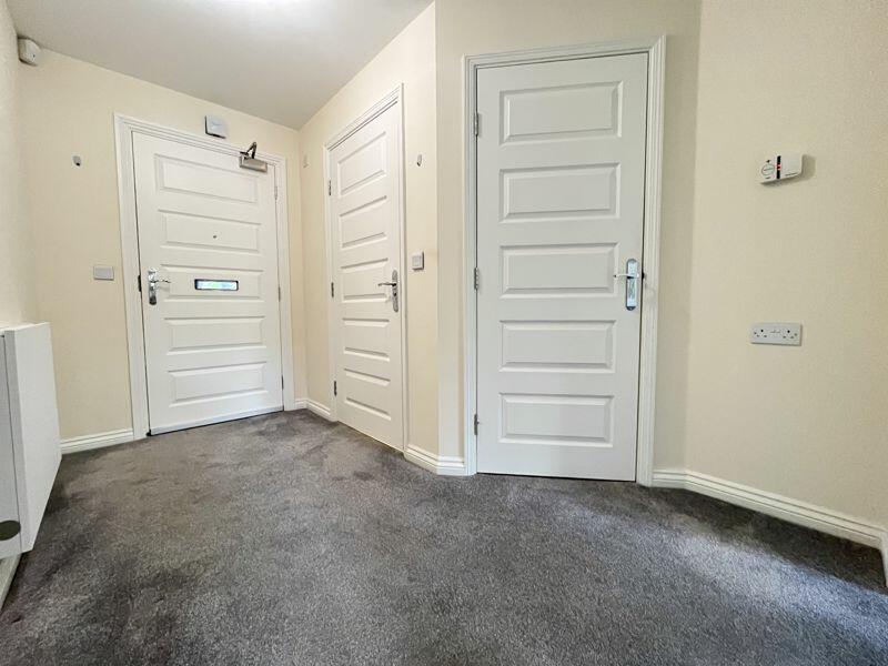 Additional image 7 of 12 De Clare Lodge, Cowbridge, The Vale of Glamorgan CF71 7FR