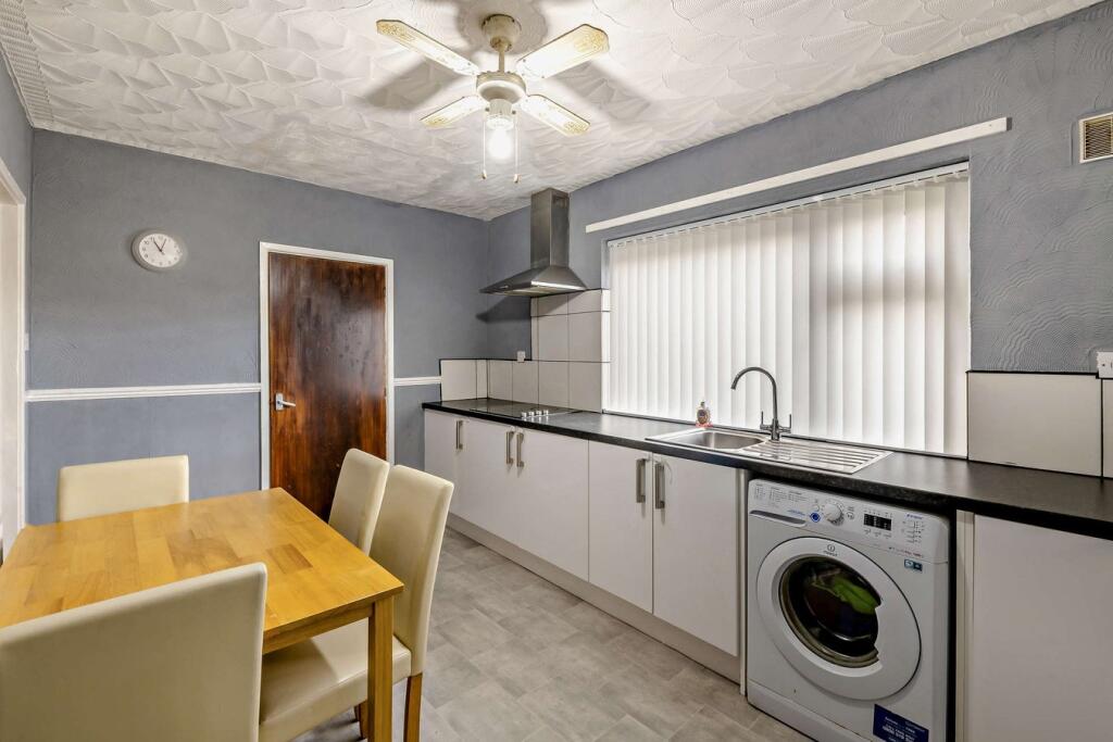 Additional image 5 of Knowles View, Bradford, BD4