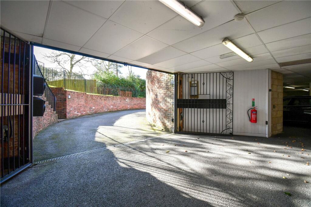 Additional image 26 of Dawstone Rise, Heswall, Wirral