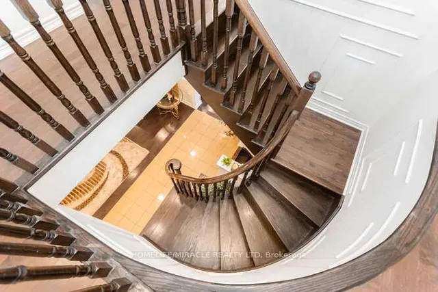 Additional image 12 of 452 Nairn Circ