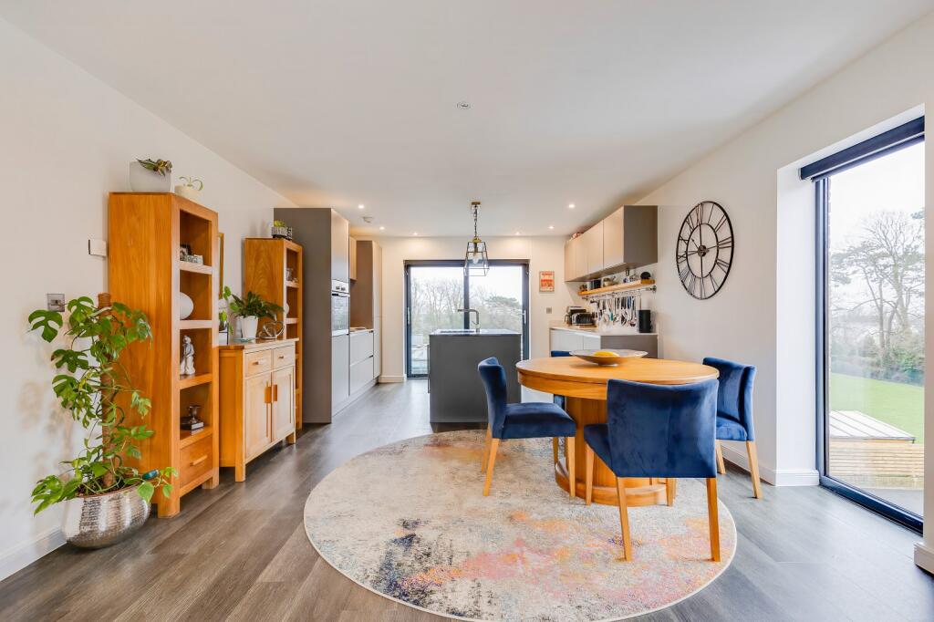 Additional image 4 of Bryneithin, St. Andrews Road, Dinas Powys, The Vale Of Glamorgan. CF64 4BL