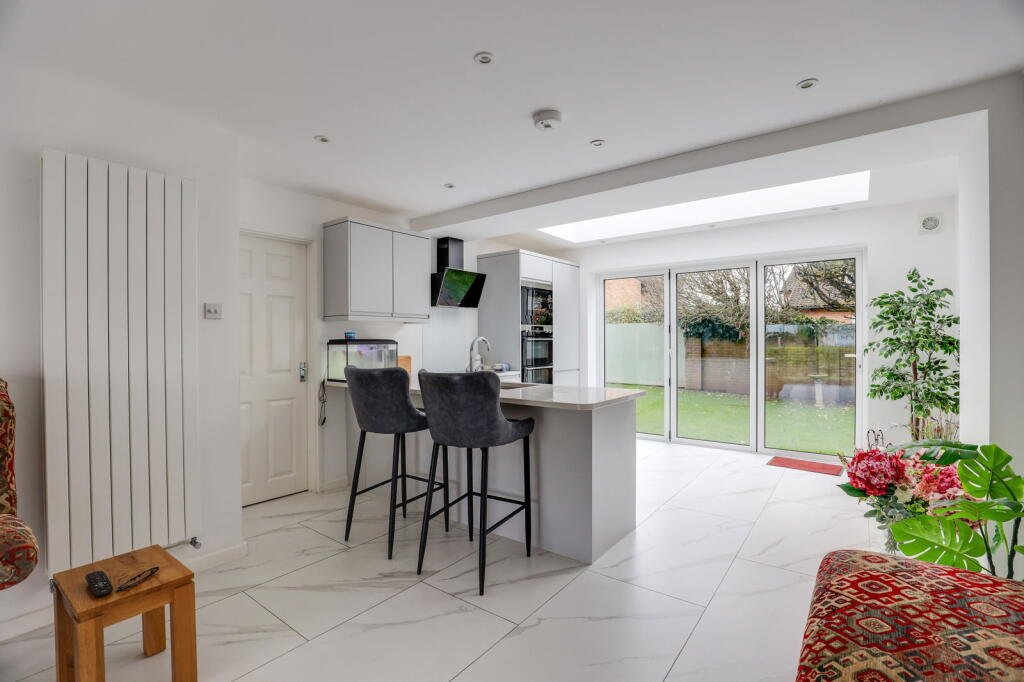 Additional image 36 of Whitcliffe Drive, Penarth