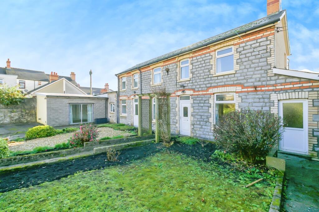 Additional image 2 of Main Street, Barry