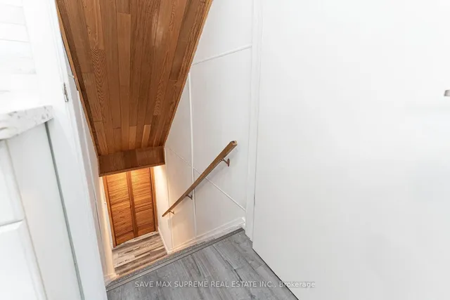 Additional image 24 of 2458 Martin Crt