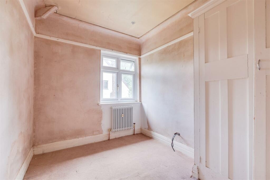 Additional image 33 of Earle Drive, Parkgate