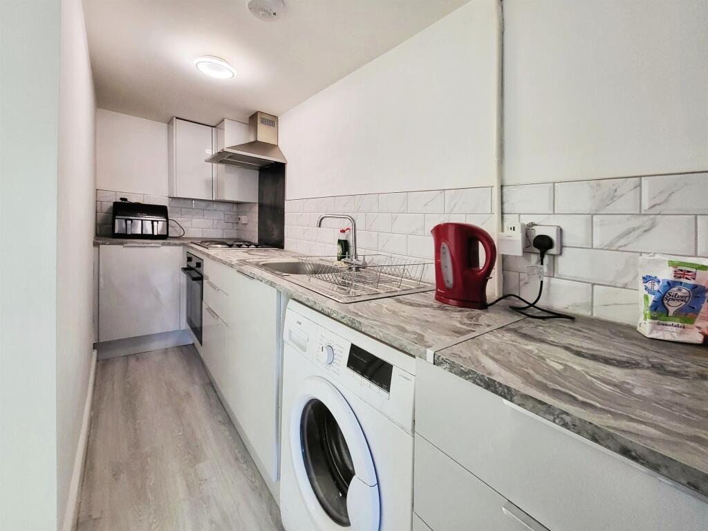 Additional image 6 of Windsor Road, Penarth