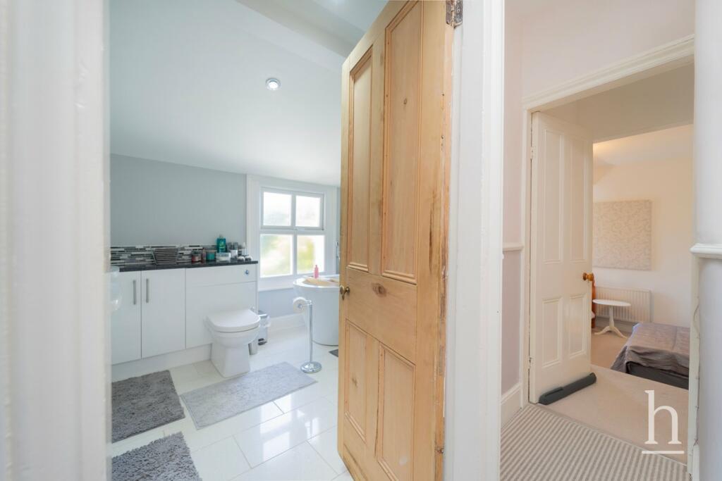 Additional image 20 of Birkenhead Road, Hoylake, CH47