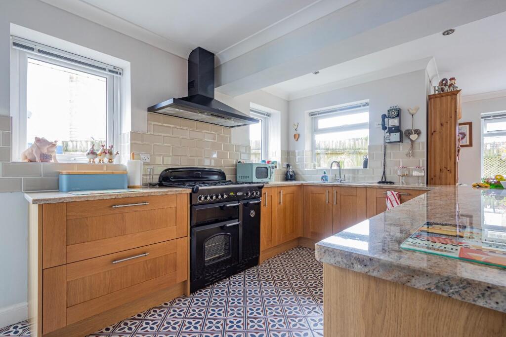 Additional image 24 of Llanfedw Close, Caerphilly