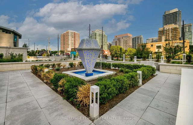 Additional image 36 of 75 Canterbury Pl Unit 1702