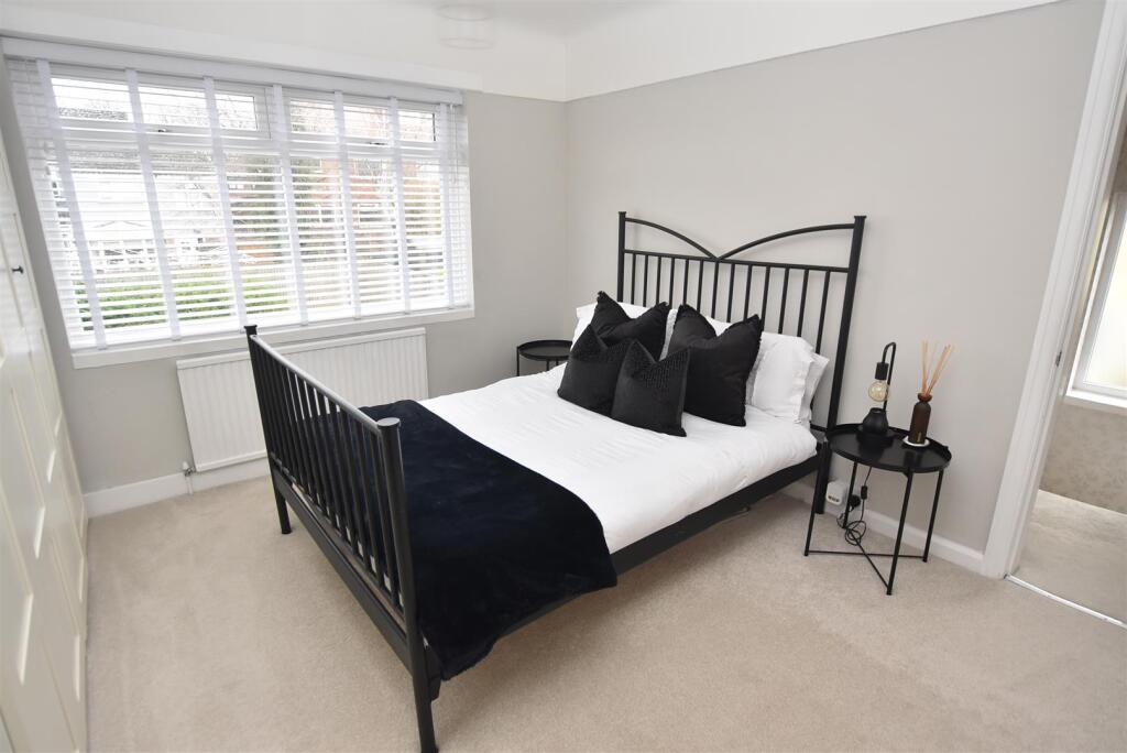 Additional image 19 of Woodcote Bank, Bebington Border