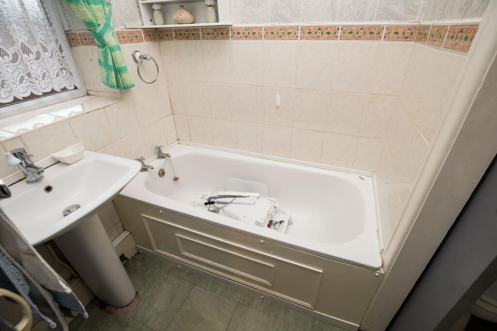 Additional image 9 of Hinderton Road, Birkenhead, CH41