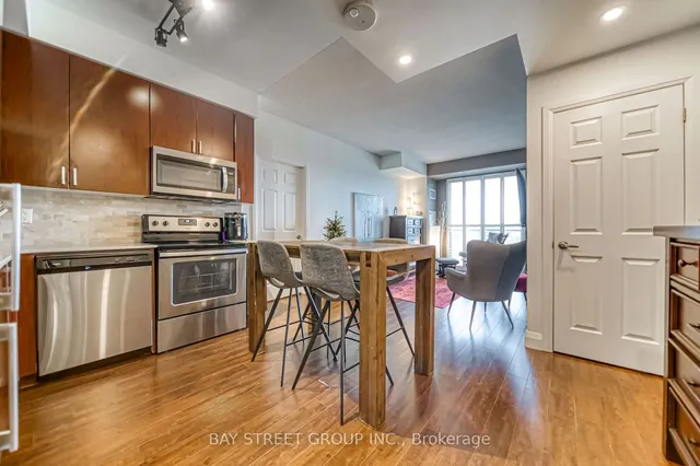 Additional image 20 of 22 East Haven Dr Unit 806