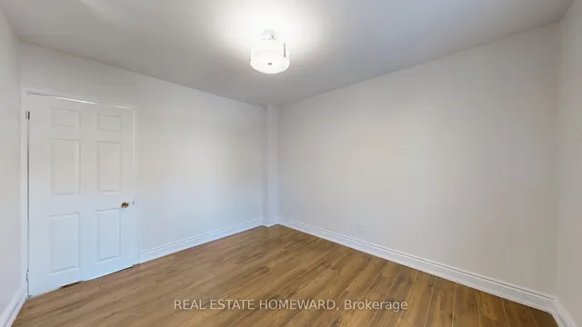 Additional image 15 of 726 Eglinton Ave