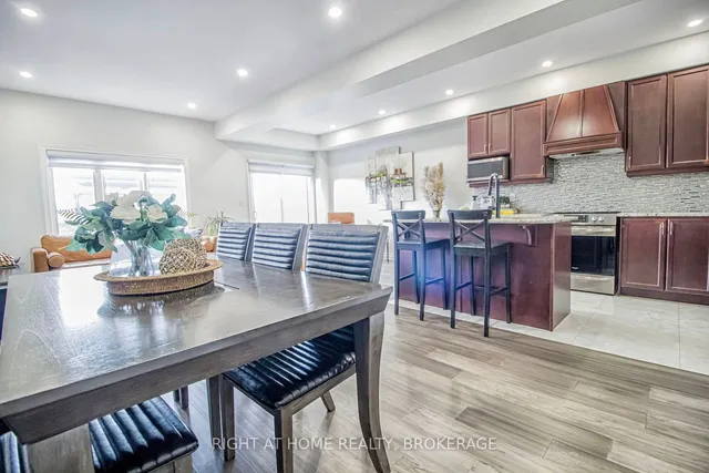 Additional image 13 of 370 Stonehenge Dr Unit 9