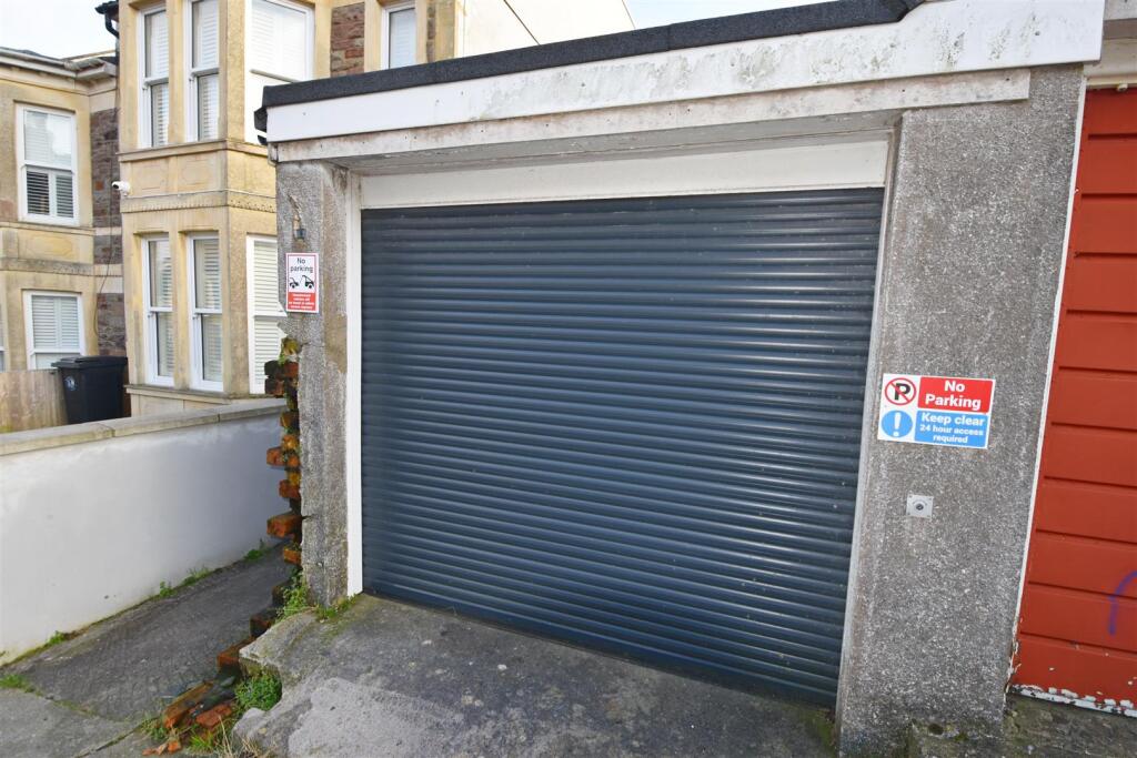 Additional image 40 of Withleigh Road, Bristol