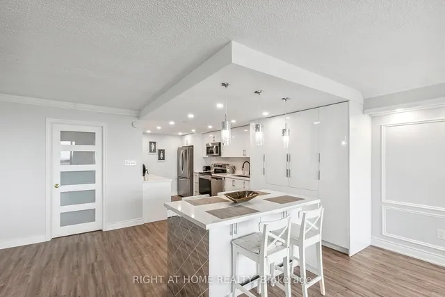 Additional image 16 of 55 Skymark Dr Unit 2704