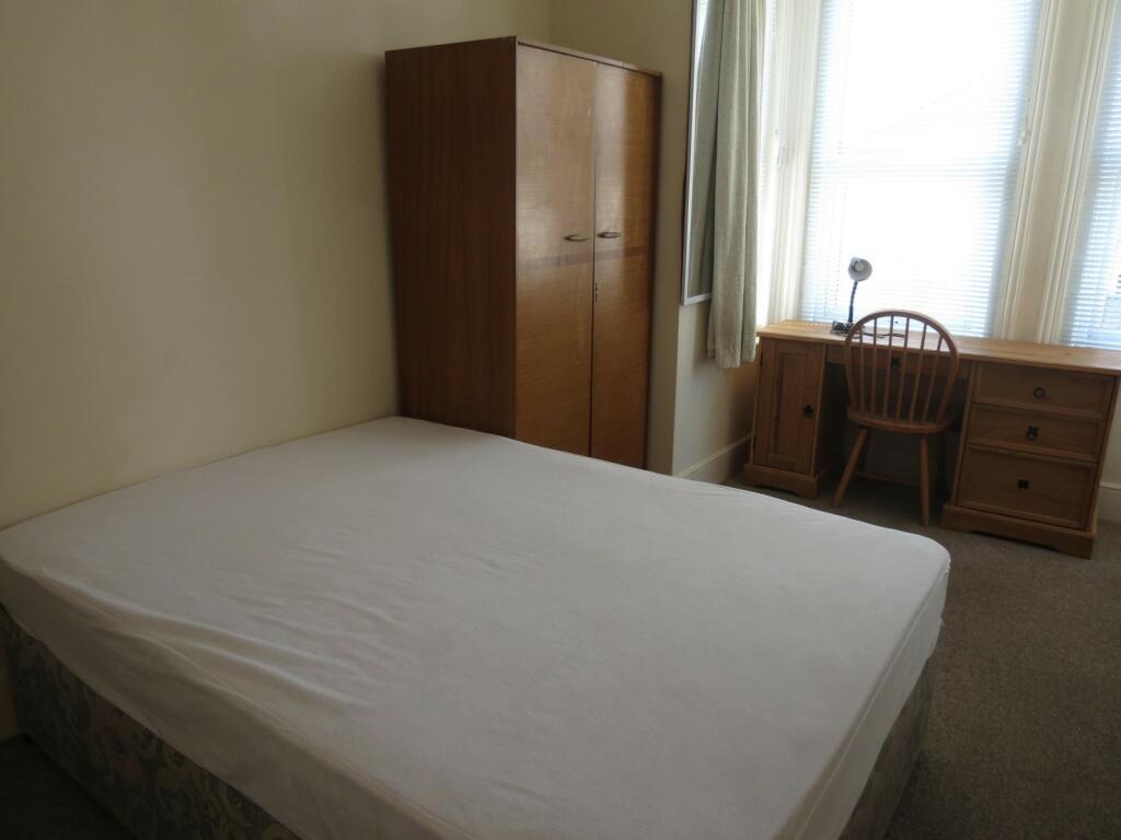 Additional image 8 of 5 bedroom Detached House in Winton