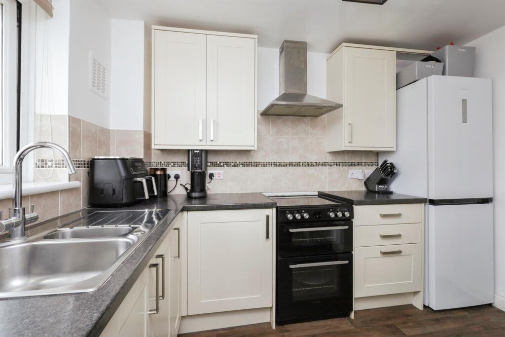 Additional image 5 of Belle Vue Road, Eastbourne