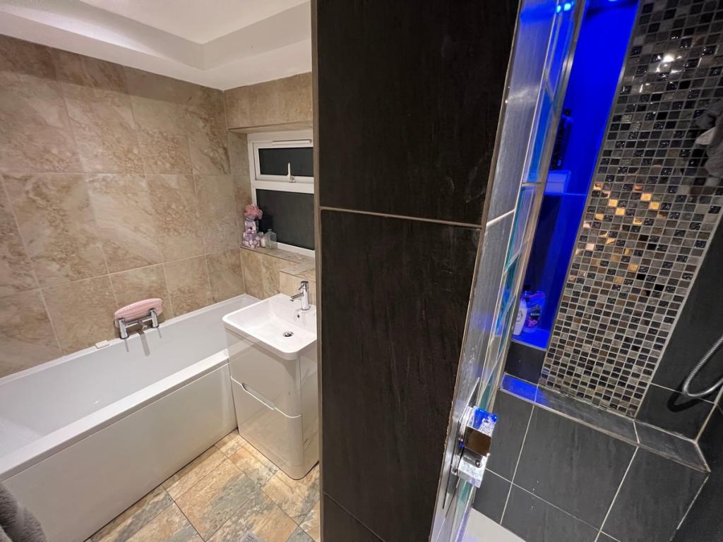 Additional image 13 of Ynyslyn Road Pontypridd - Pontypridd