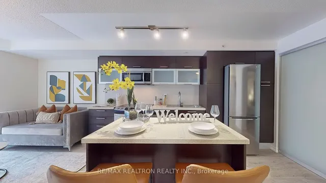 Additional image 27 of 386 YONGE ST St Unit 1104
