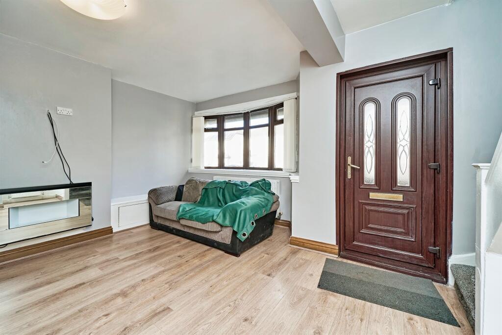 Additional image 17 of St. Pauls Crescent, West Bromwich