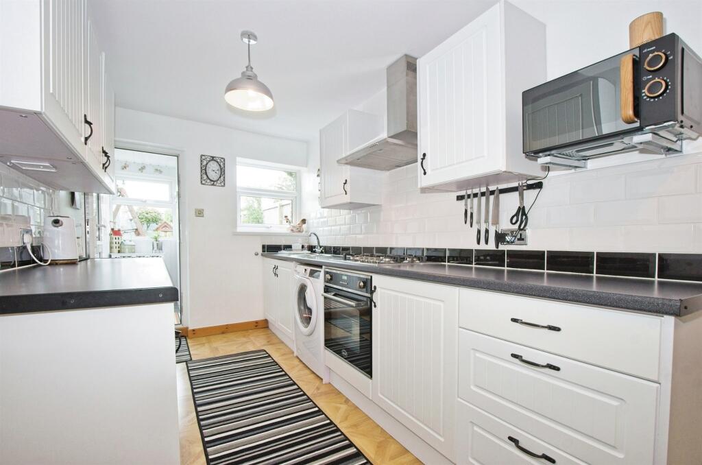 Additional image 4 of High Street, Kenfig Hill, Bridgend
