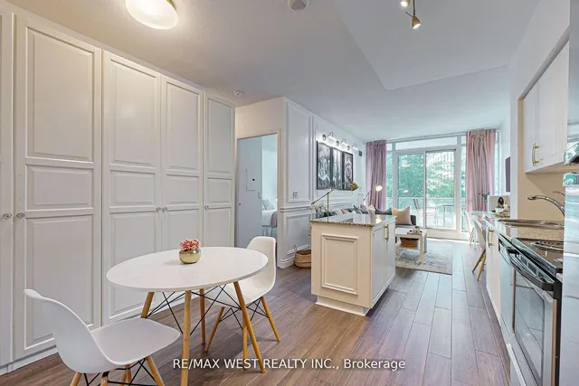 Additional image 9 of 209 Fort York Blvd Unit 355