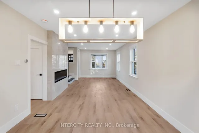 Additional image 6 of 560 Beach Blvd