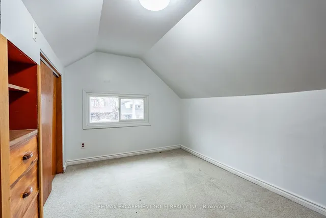 Additional image 28 of 303 HOUGHTON Ave