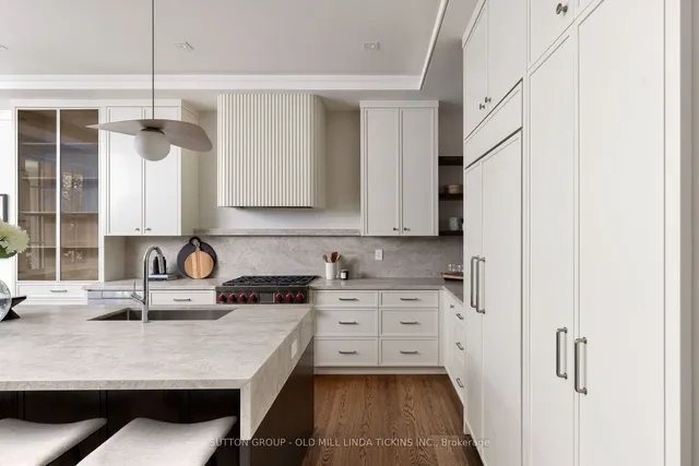 Additional image 13 of 88 Willingdon Blvd