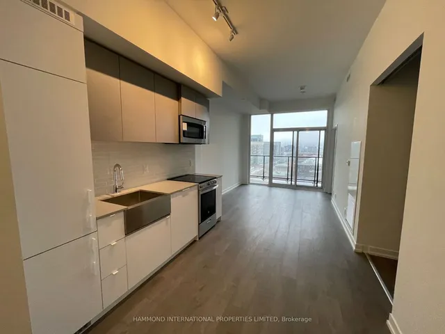 Additional image 11 of 270 Dufferin St Unit 1023