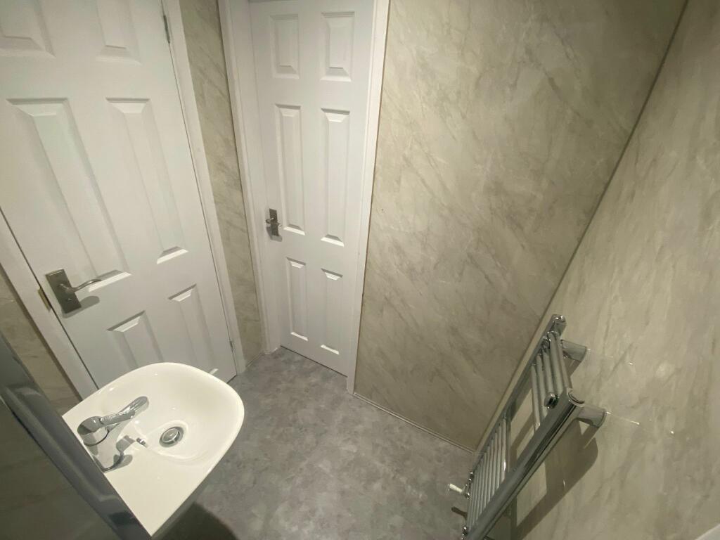 Additional image 8 of Room 2, 9 Princess Street, Pontypridd