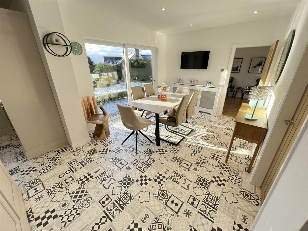 Additional image 9 of Gayton Road, Heswall, Wirral