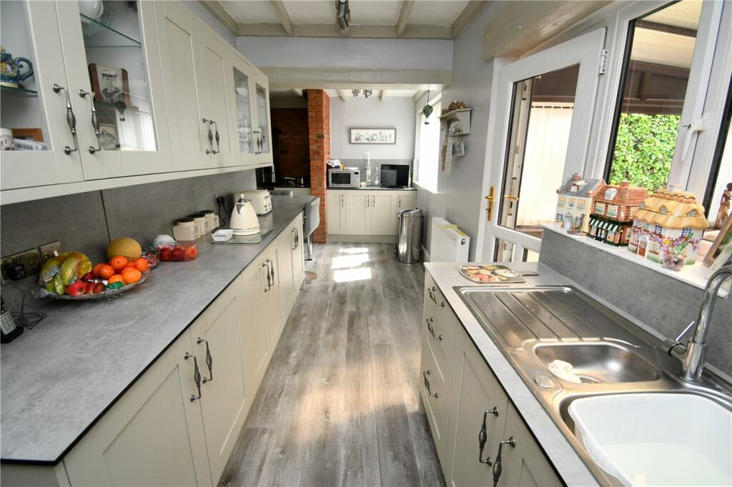 Additional image 8 of Garden Hey Road, Saughall Massie, Wirral