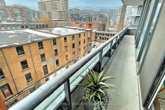 Additional image 23 of 9 Tecumseth St Unit 607