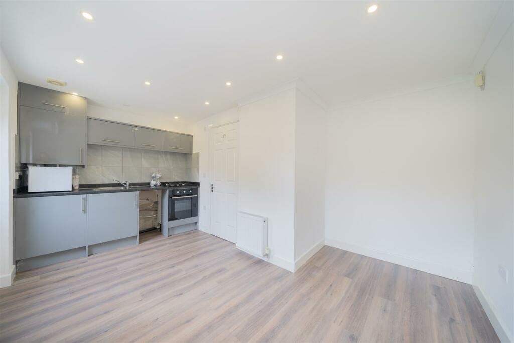 Additional image 30 of East O' Hills Close, Heswall, Wirral, CH60