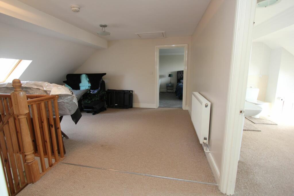 Additional image 15 of South View, Rhoose, CF62