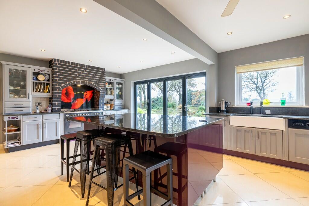 Additional image 11 of Links Hey Road, CH48