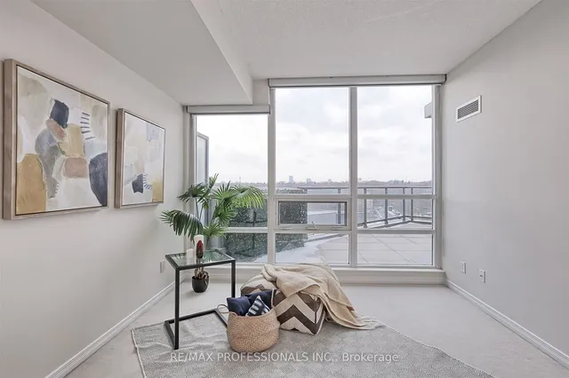 Additional image 25 of 2240 Lake Shore Blvd Unit 404