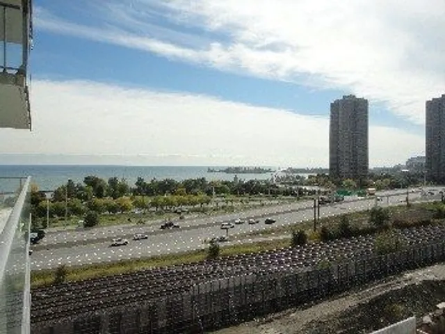 103 The Queensway Unit 806